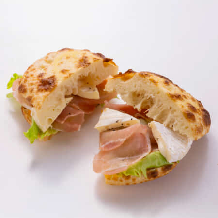 生ハムカマンベールサンドセット｜一宮でピザ・ハンバーガーのデリバリー・テイクアウトならPizzBurg一宮Way